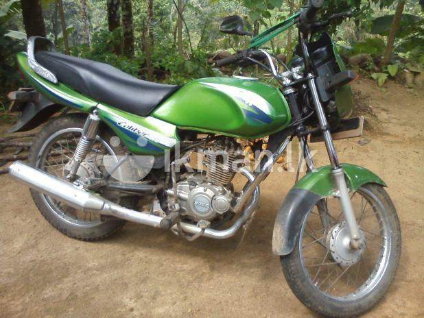Мотоцикл Bajaj Caliber 115 2004