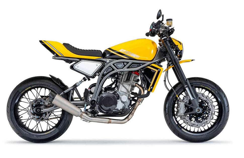 Мотоцикл CCM Street Moto 2022