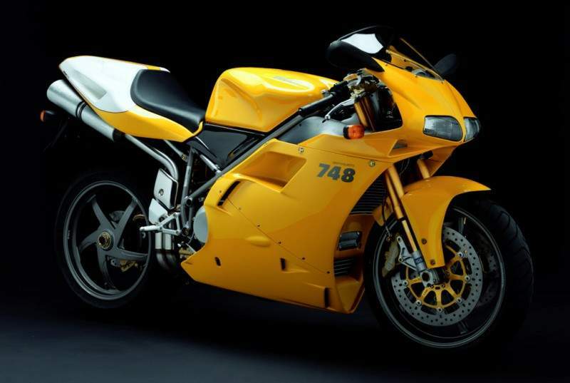 Мотоцикл Ducati 748R 2001