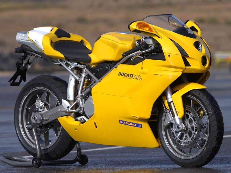 Мотоцикл Ducati 749S 2003