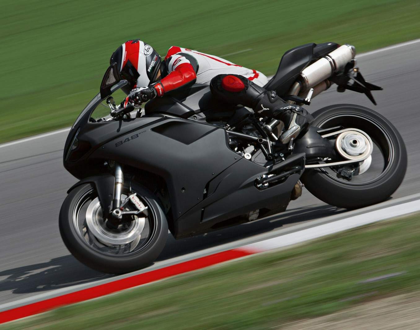 Мотоцикл Ducati 848 EVO Dark 2013 фото