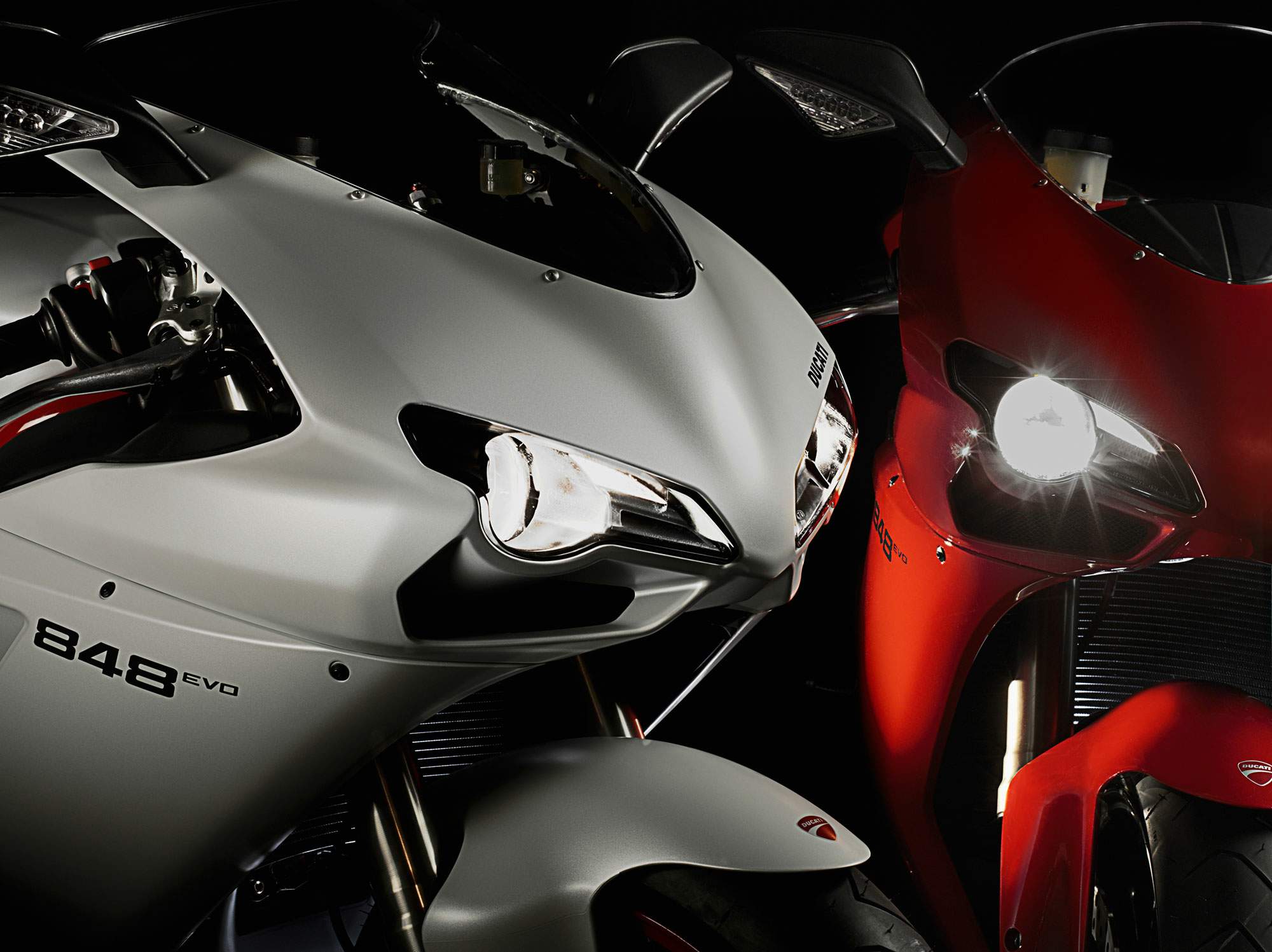 Мотоцикл Ducati 848 EVO 2013