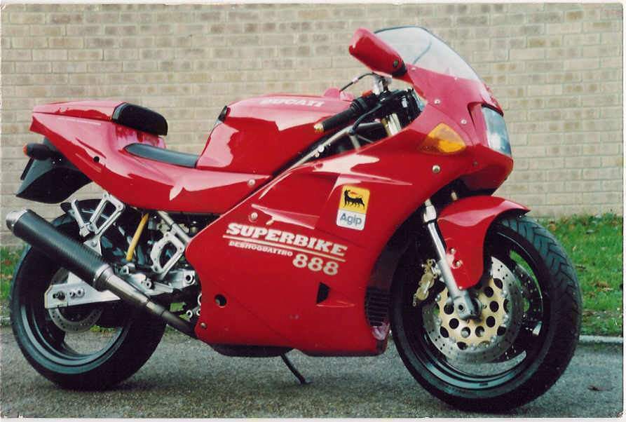 Мотоцикл Ducati 888 Biposta 1993