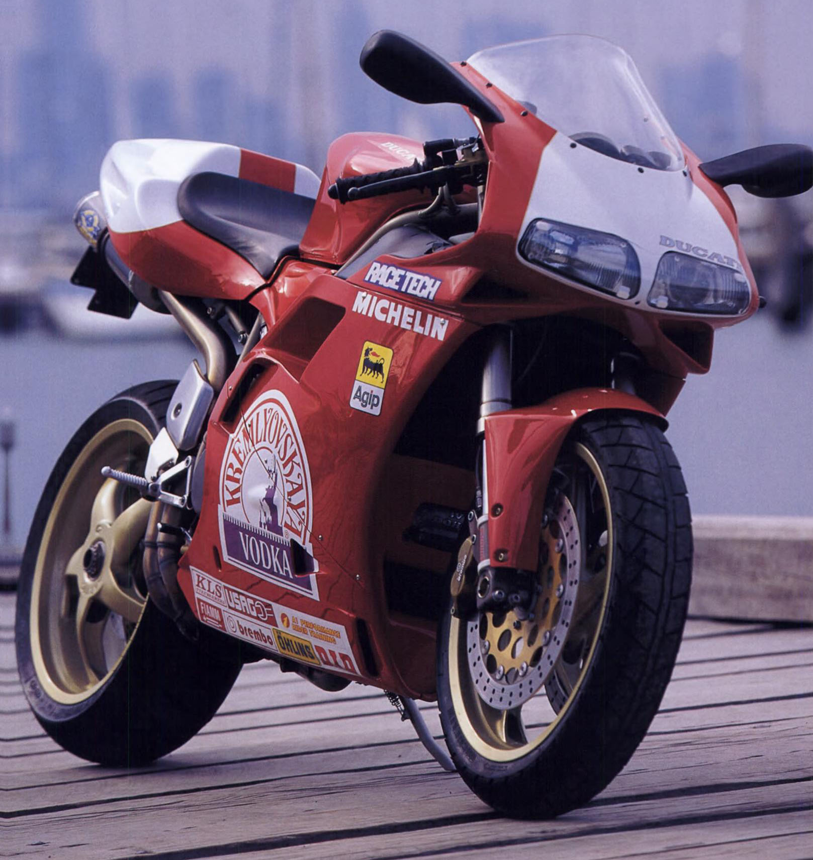 Мотоцикл Ducati 9 1 6SP 1995
