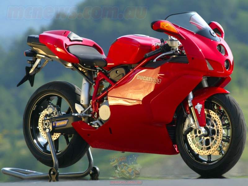 Мотоцикл Ducati 999 2004