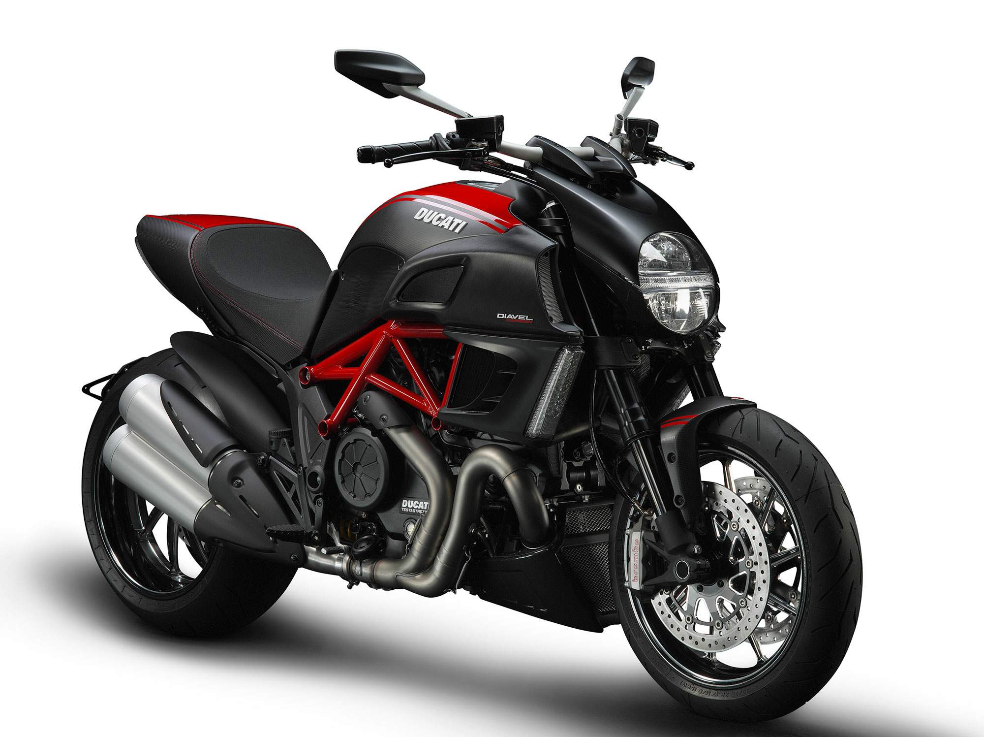 Мотоцикл Ducati Diavel Carbon 2013 фото
