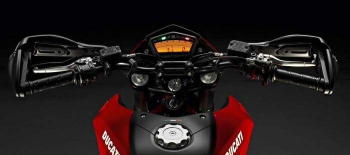 Мотоцикл Ducati Hypermotard 796 2011