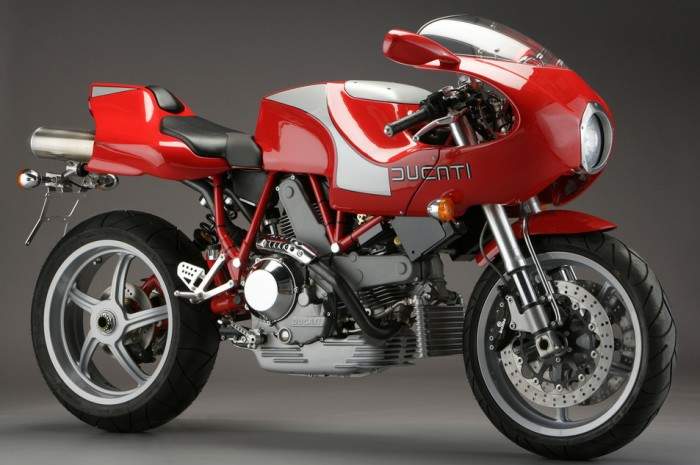 Мотоцикл Ducati MH900E 2000