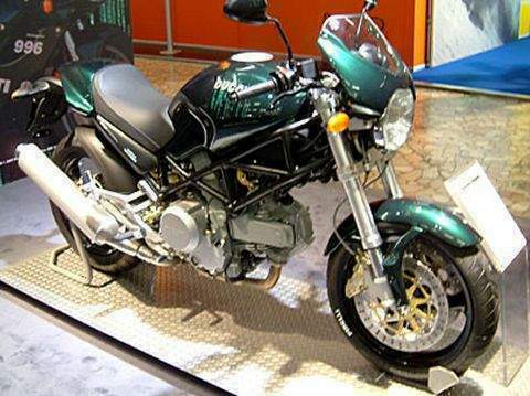 Фотография мотоцикла Ducati Monster 620 Matrix 2004