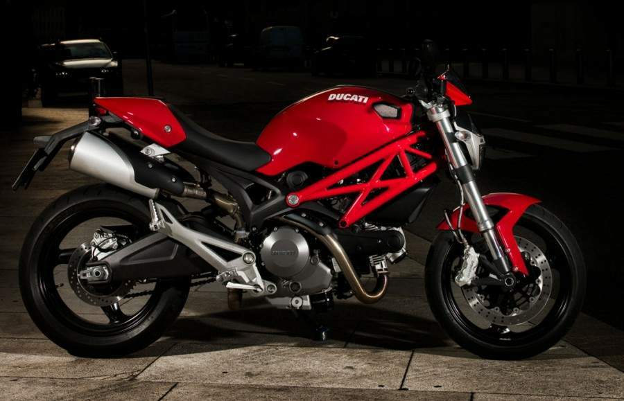 Фотография мотоцикла Ducati Monster 696 2010