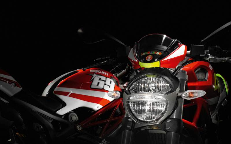 Мотоцикл Ducati Monster 796 Hayden MotoGP Replica 2011 фото
