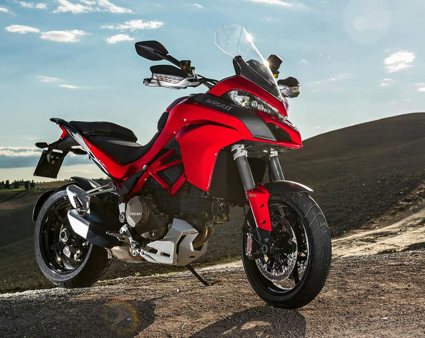Мотоцикл Ducati Multistrada 1200S DVT 2016