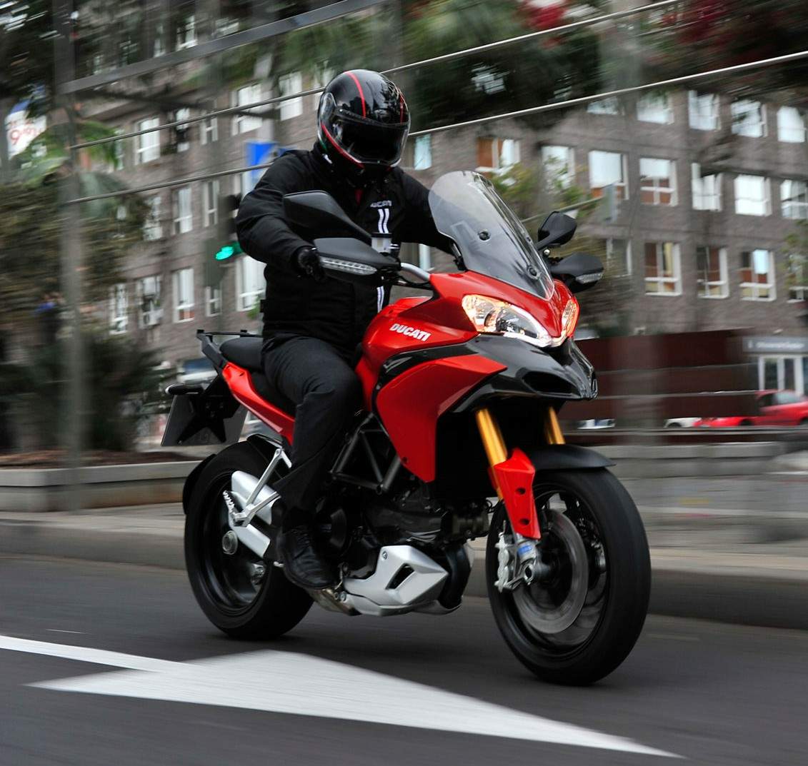 Мотоцикл Ducati Multistrada 1200S 2012