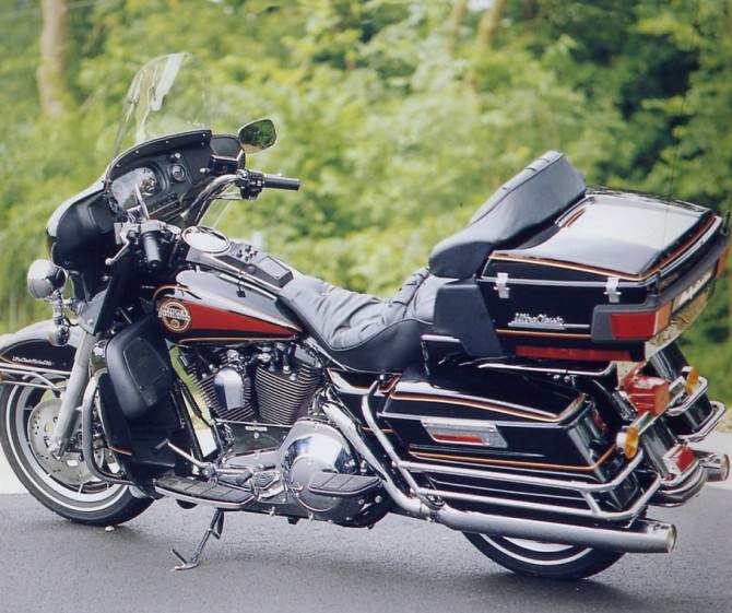 Фотография мотоцикла Harley Davidson FLHTCU Ultra Classic Electra Glide 1994