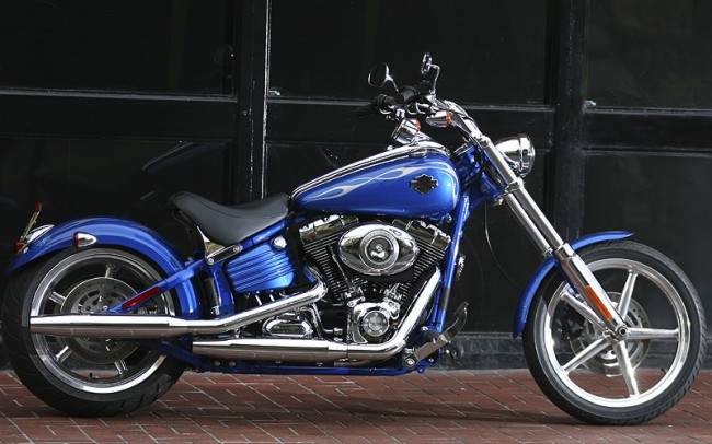 Мотоцикл Harley Davidson FXCWC Rocker C 2008 фото
