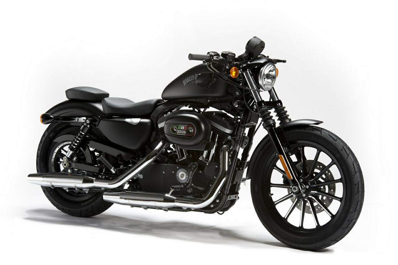 Фотография мотоцикла Harley Davidson XL 883N Sportster Iron Special Edition 2013