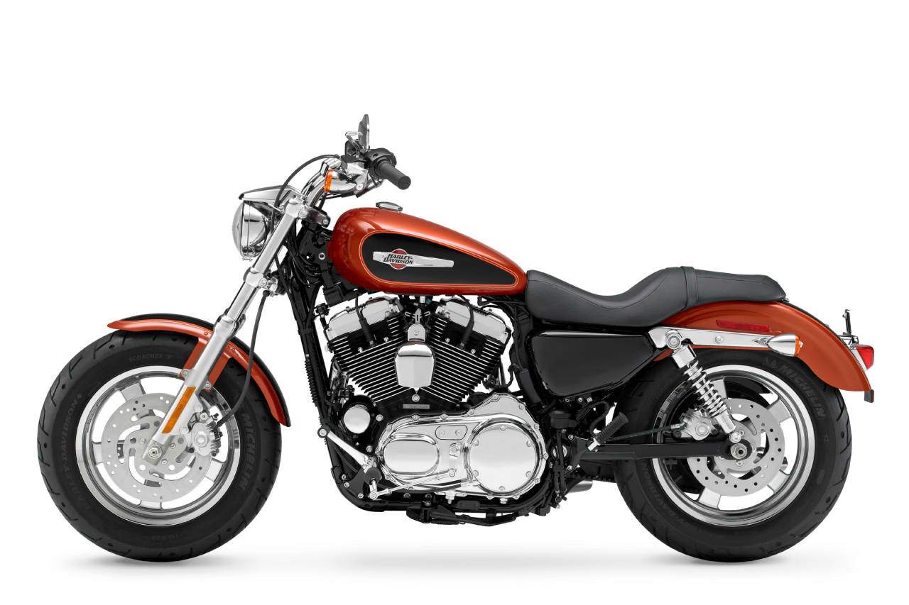 Мотоцикл Harley Davidson XL 1200C Sportster Custom H-D1 2012 фото