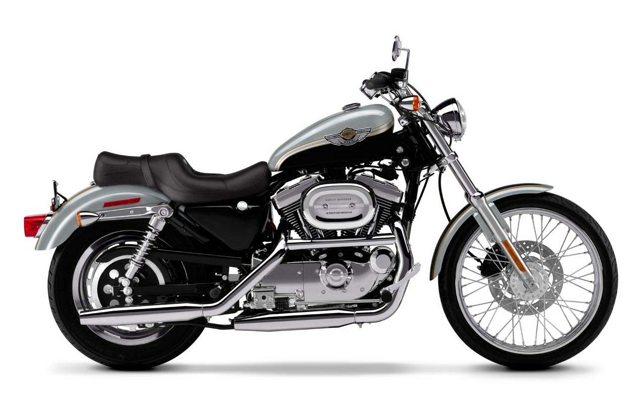 Фотография мотоцикла Harley Davidson XL 1200C Sportster Custom 2002