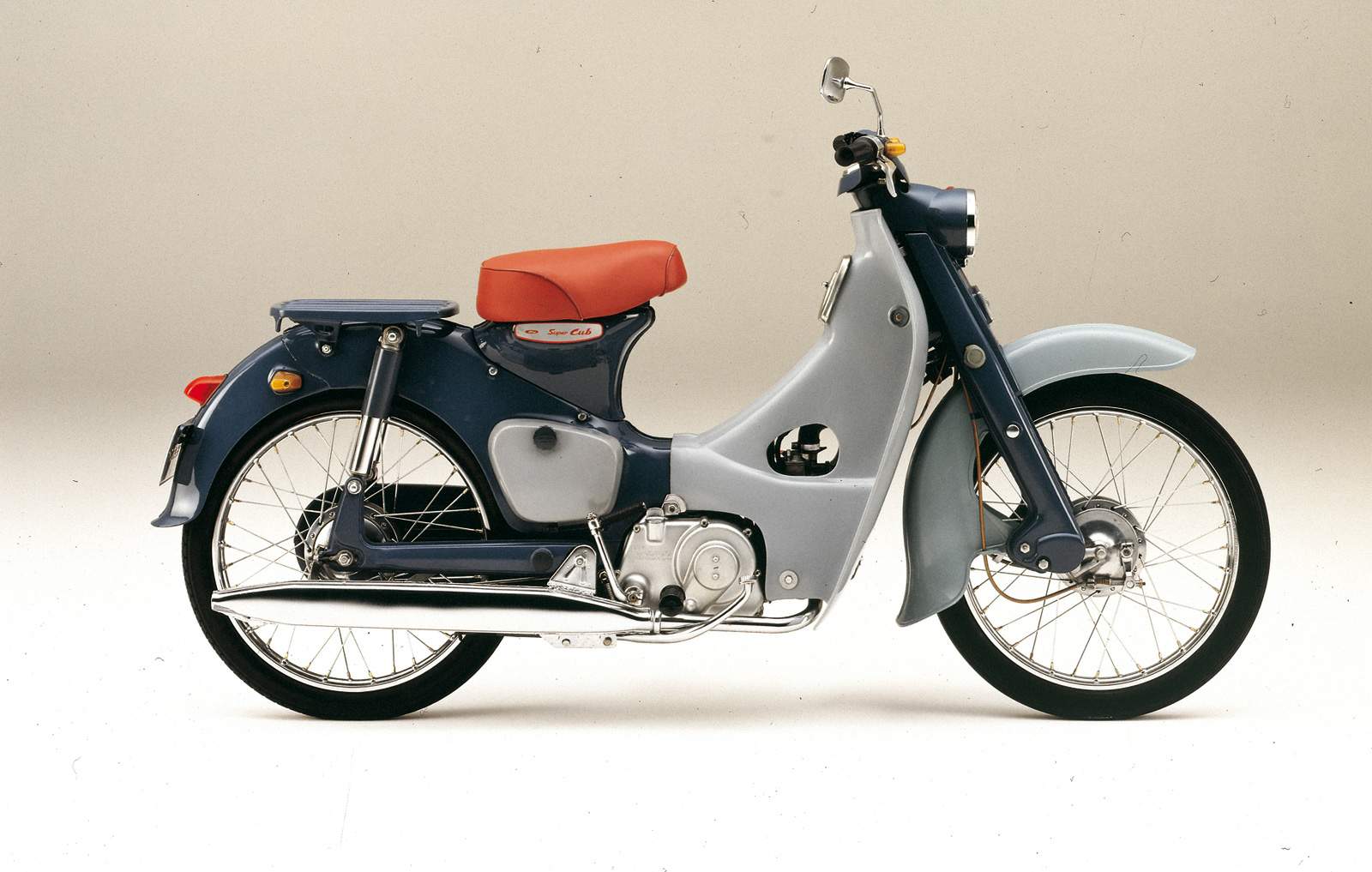 Мотоцикл Honda C 70 Super Cub Scooter) 1969