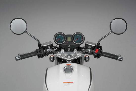Мотоцикл Honda CB 1100 2011 фото