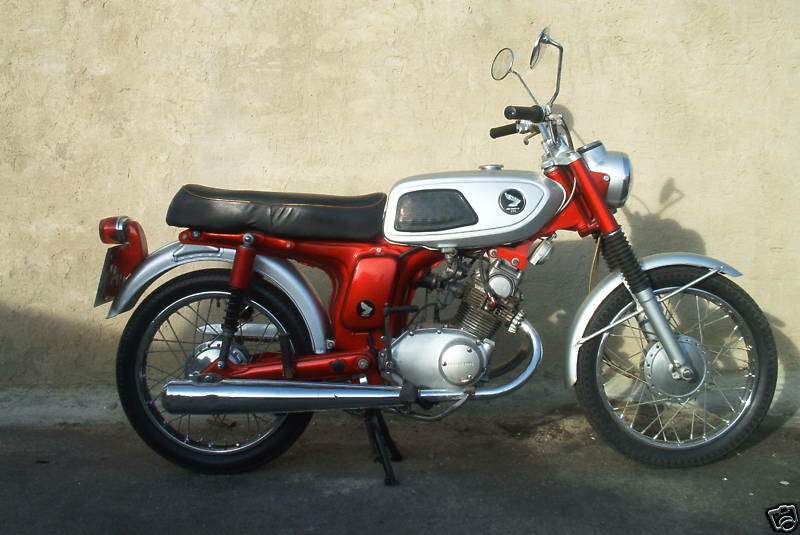 Мотоцикл Honda CB 125 1970 фото