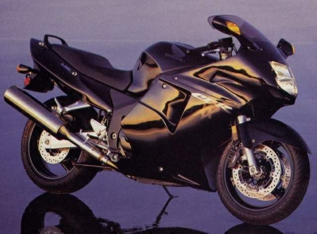 Мотоцикл Honda CBR 1100XX Super Blackbird 1998