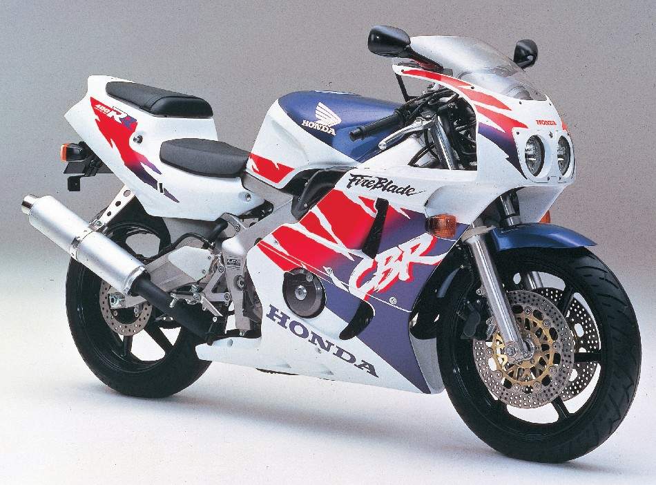 Мотоцикл Honda CBR 400RR 1992 фото
