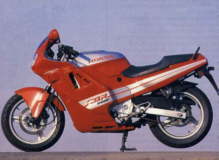 Мотоцикл Honda CBR 600 Hurricane 1988 фото