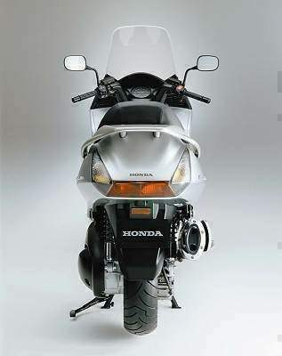 Мотоцикл Honda FJS 600 Silver Wing 2000