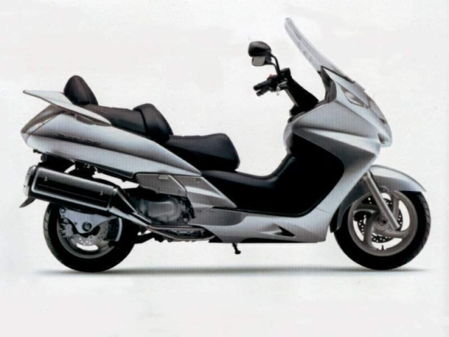 Мотоцикл Honda FJS 600 Silverwing 2000