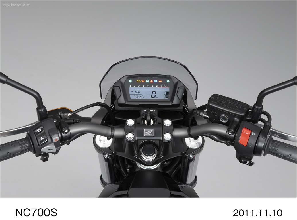 Мотоцикл Honda NC 700 S 2013 фото