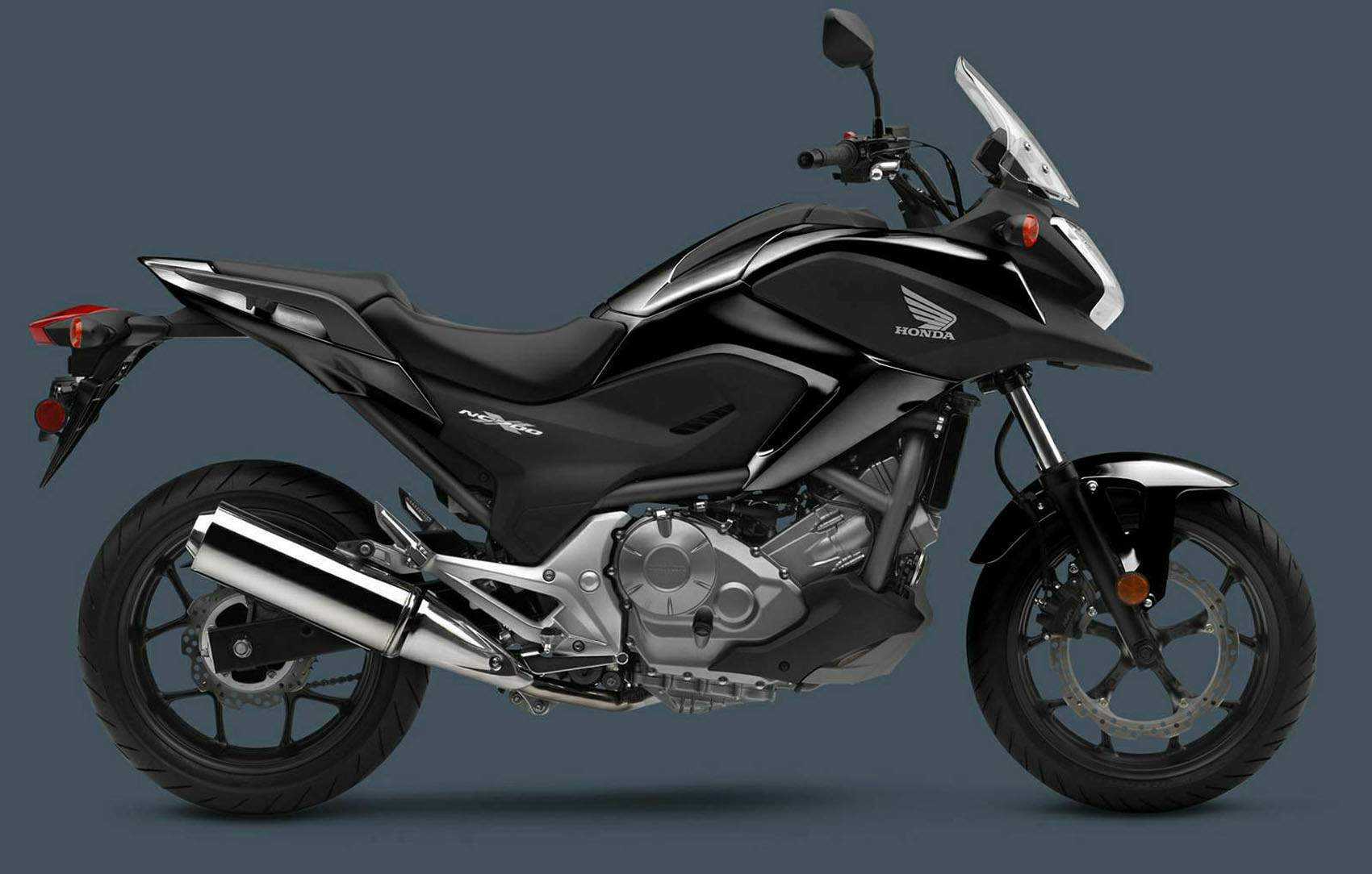 Мотоцикл Honda NC 700X 2016