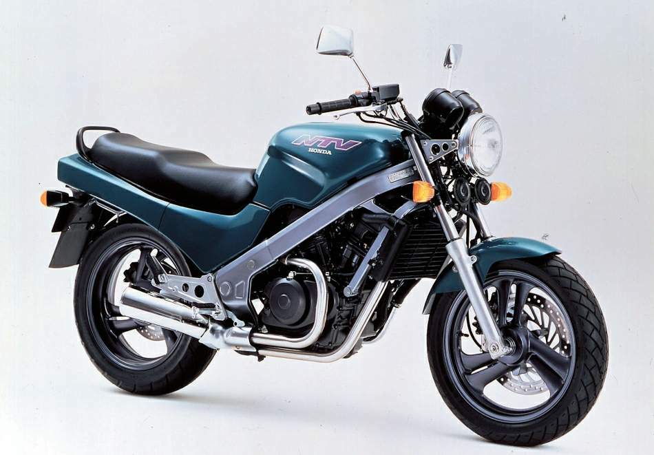 Фотография мотоцикла Honda NT 650V Revere  1993