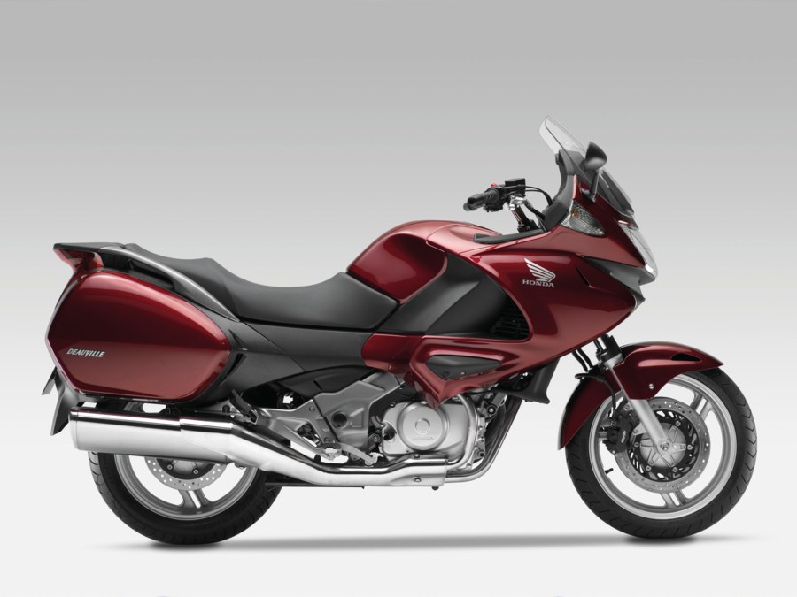 Мотоцикл Honda NT 700 VA Deauville 2012