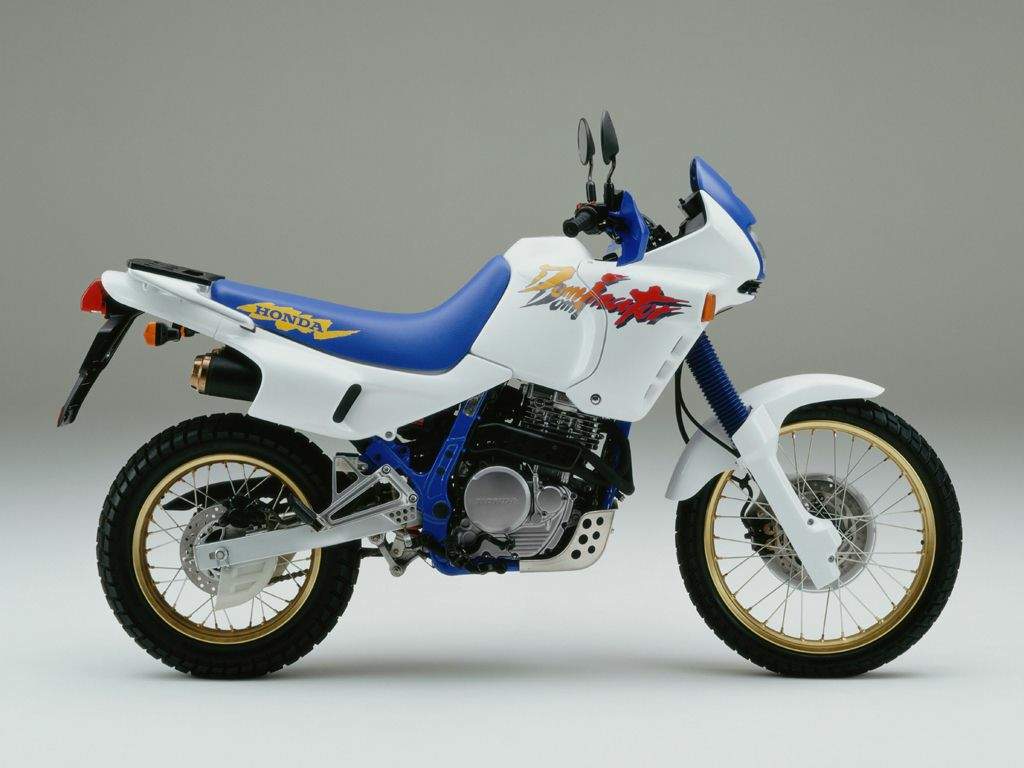 Мотоцикл Honda NX 650 Dominator  1992 фото