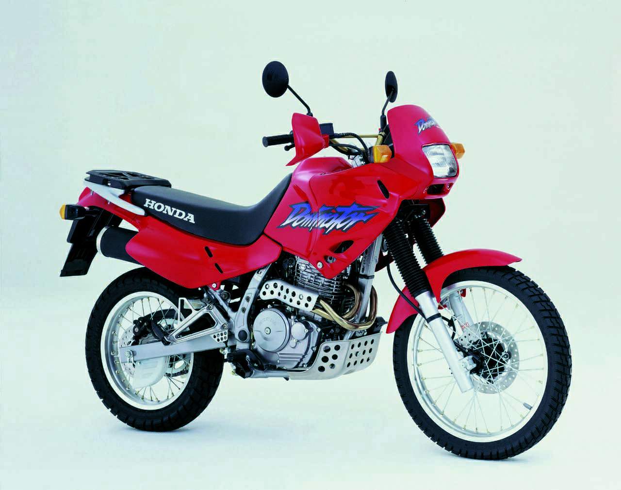 Мотоцикл Honda NX 650 Dominator  2000