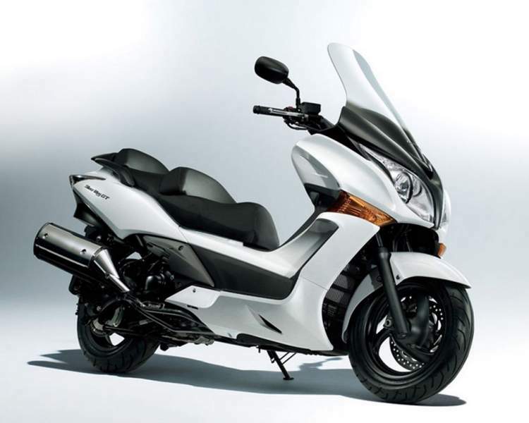 Мотоцикл Honda SW-T 600GT Silverwing 2010