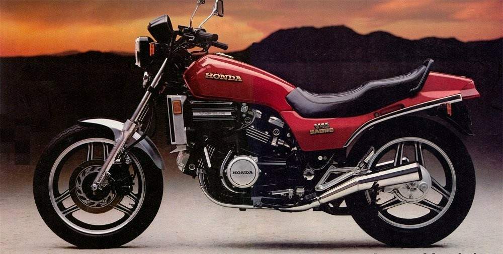 Мотоцикл Honda VF 700S Sabre V40 1984