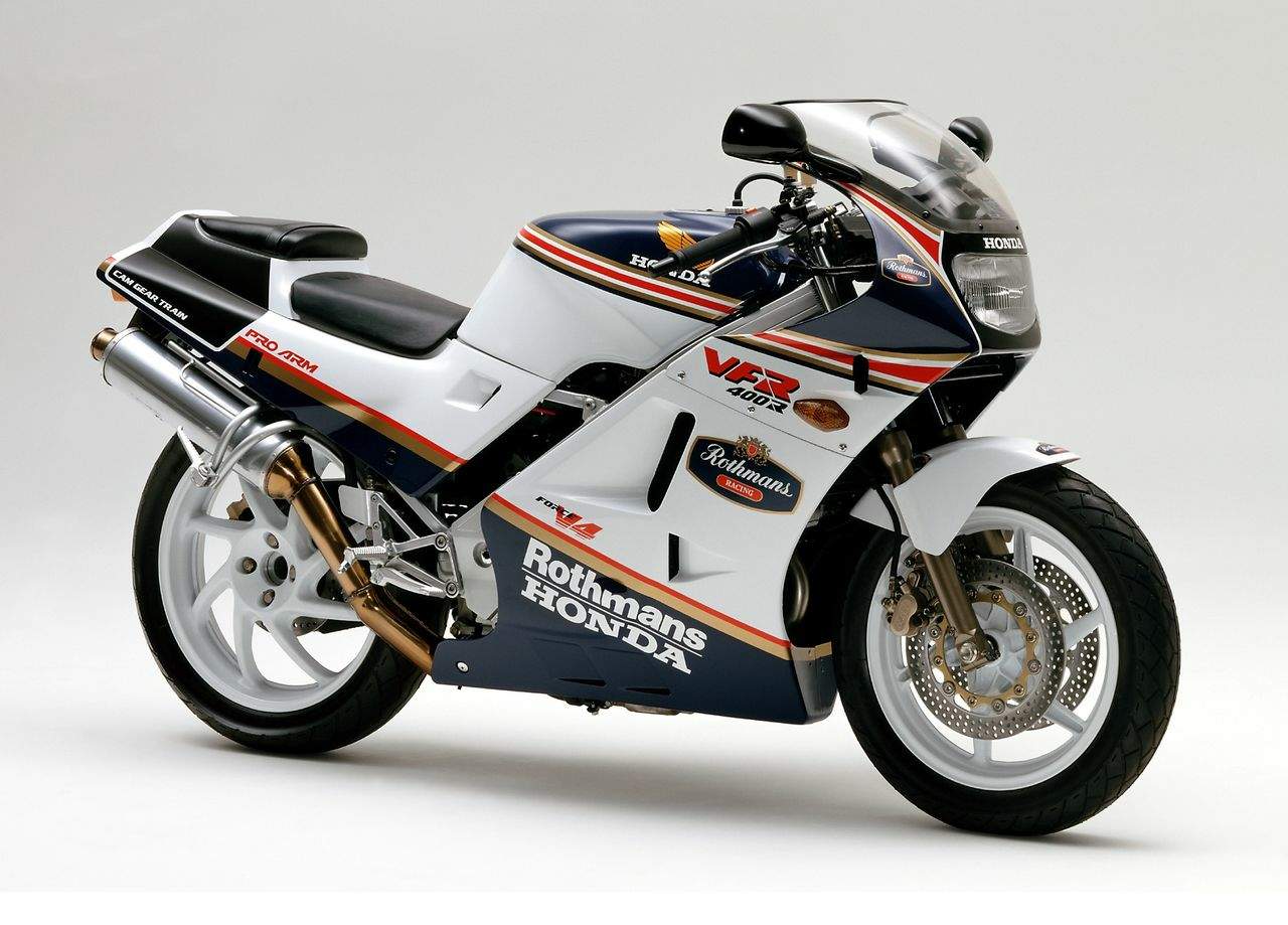 Мотоцикл Honda VFR 400R Rothmans Replica 1987