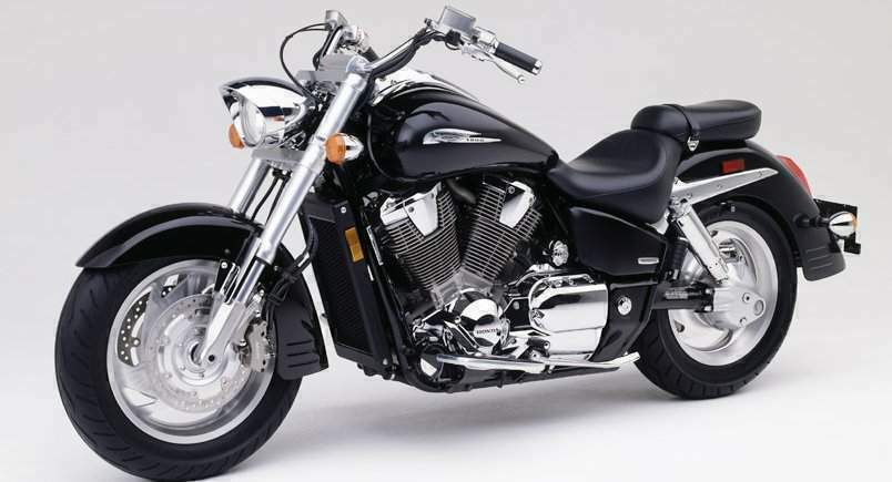 Мотоцикл Honda VTX 1800R 2003 фото