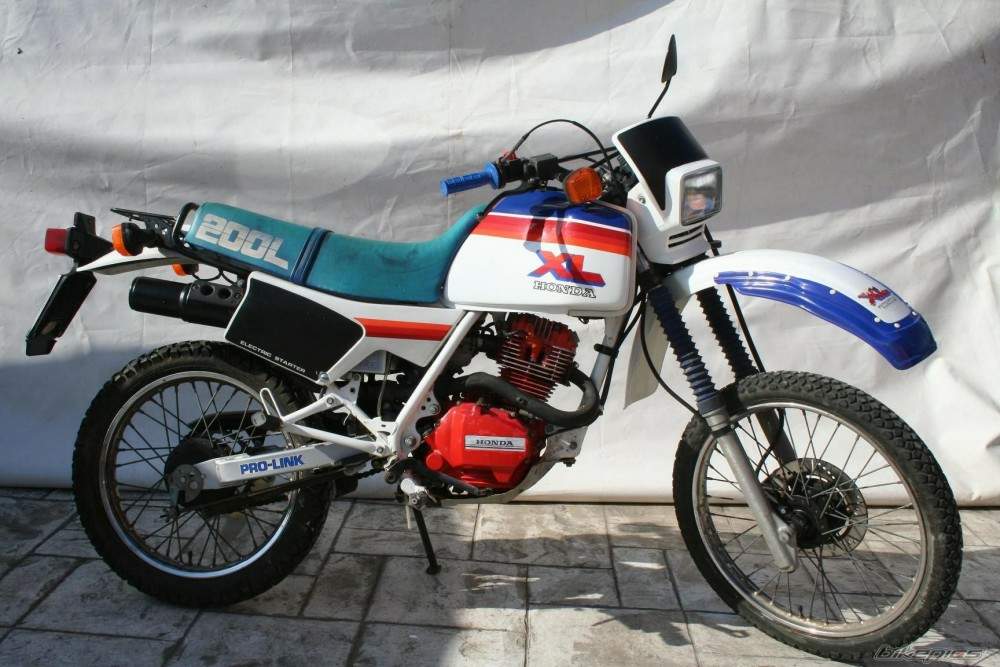 Мотоцикл Honda XL 200R Paris Dakar 1985