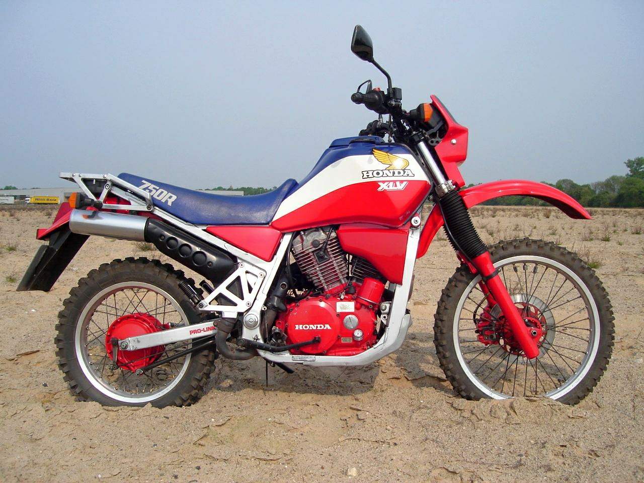 Мотоцикл Honda XLV 750R 1983 фото