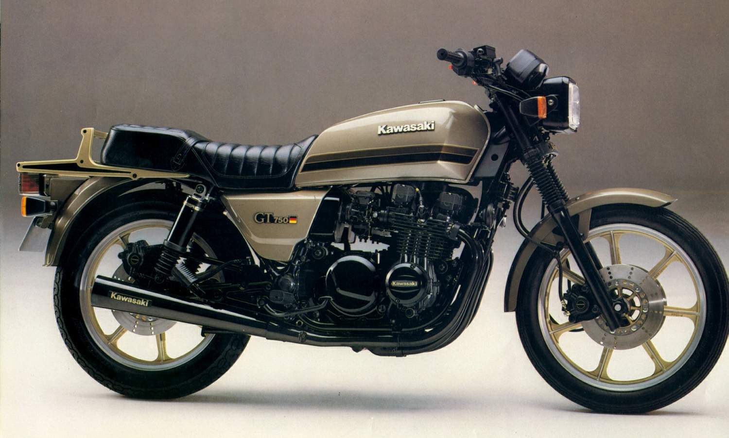 Мотоцикл Kawasaki GT 750 1982