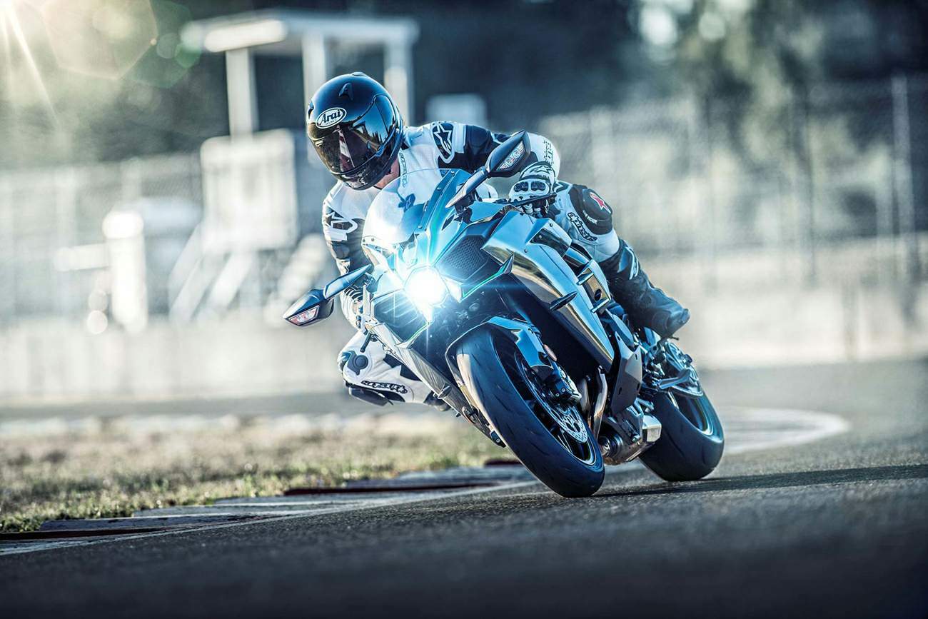 Мотоцикл Kawasaki Ninja H2 2020