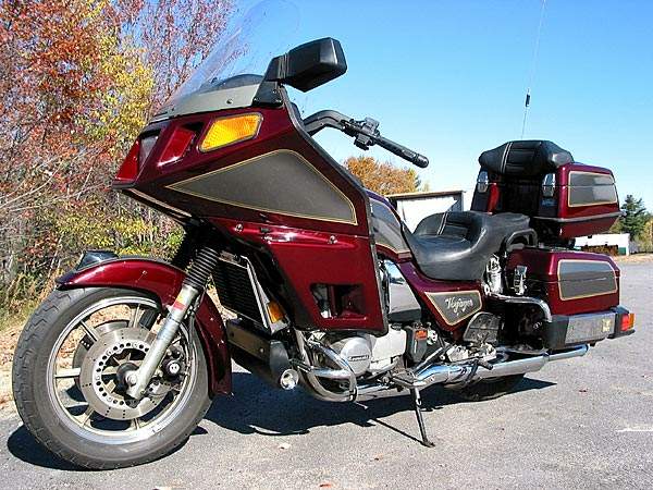 Мотоцикл Kawasaki ZG 1300 Voyager 1987 фото
