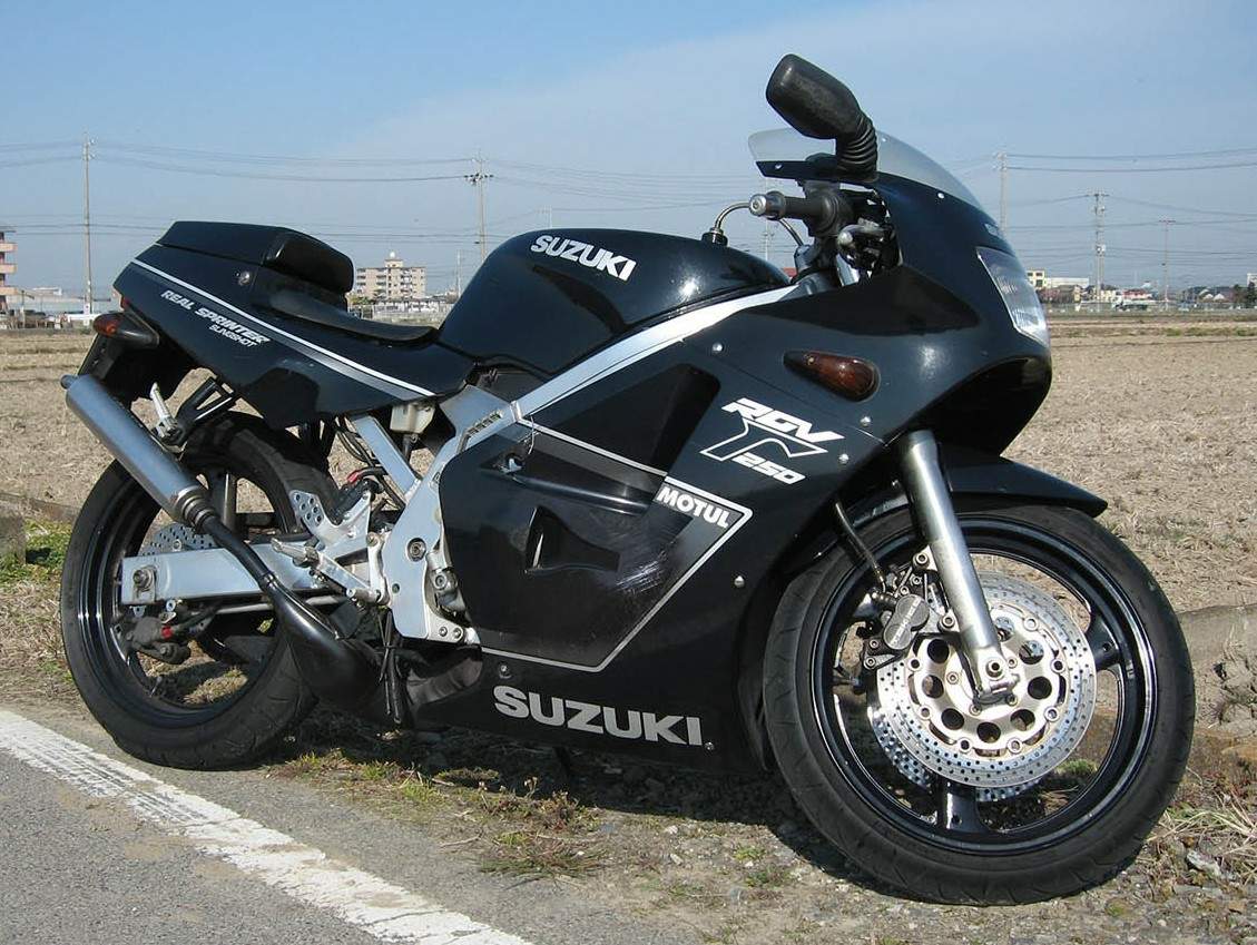 Мотоцикл Suzuki RGV 250 1989 Цена, Фото, Характеристики
