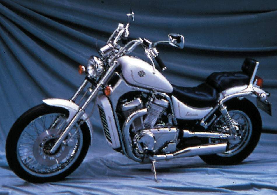 Мотоцикл Suzuki VS 750GL Intruder 1984