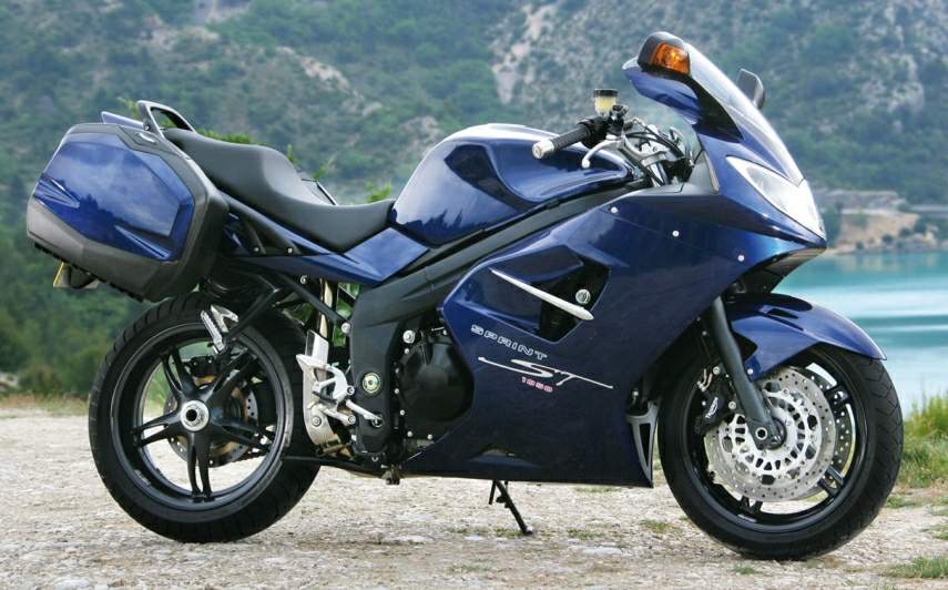 Мотоцикл Triumph Sprint ST 1050 2008