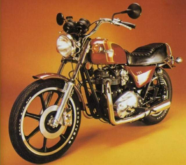 Мотоцикл Triumph T 140 750 TSX 1982