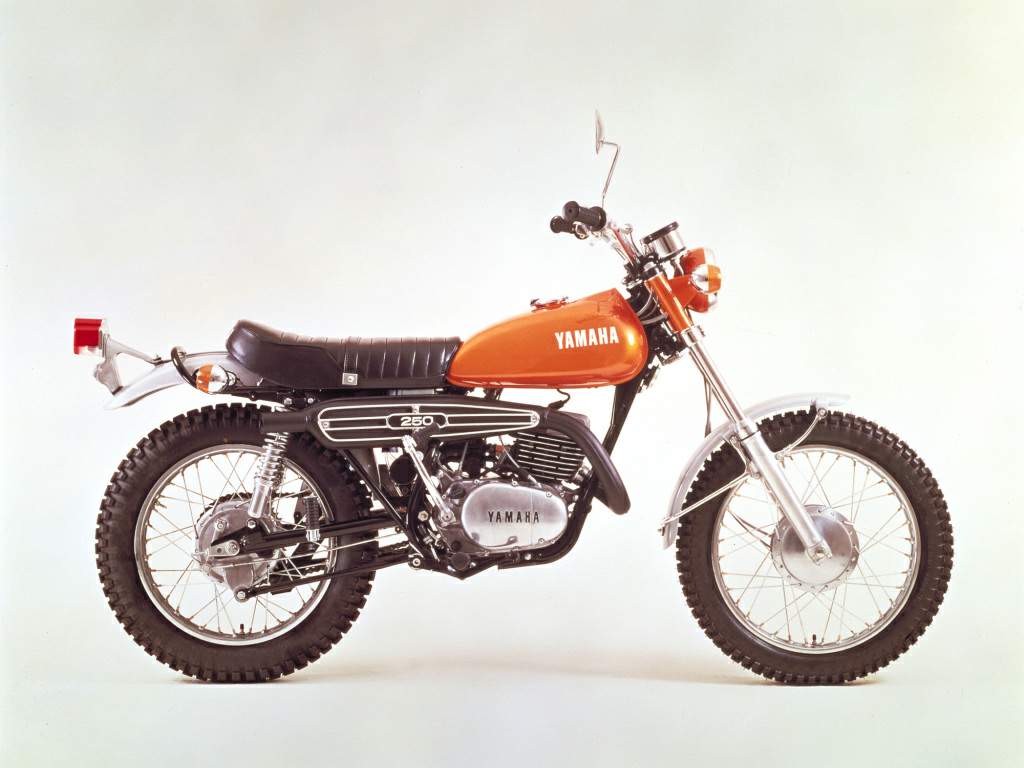 Мотоцикл Yamaha DT-1 250 1971